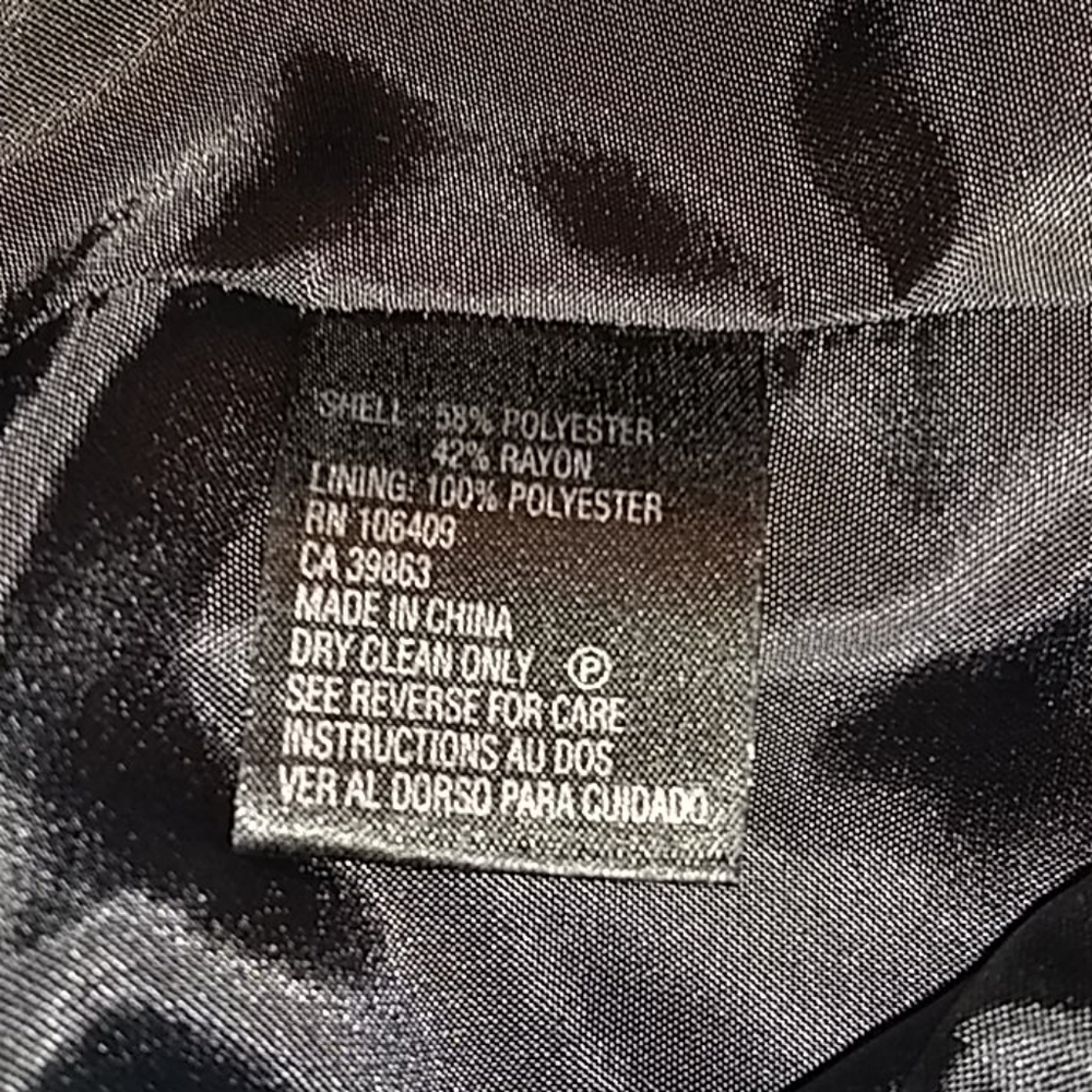 Tahari skirt and Blazer - Picture 7 of 16